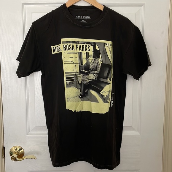 Nova Men Rosa Parks Polaroid Short Sleeve Tee - Picture 2 of 12